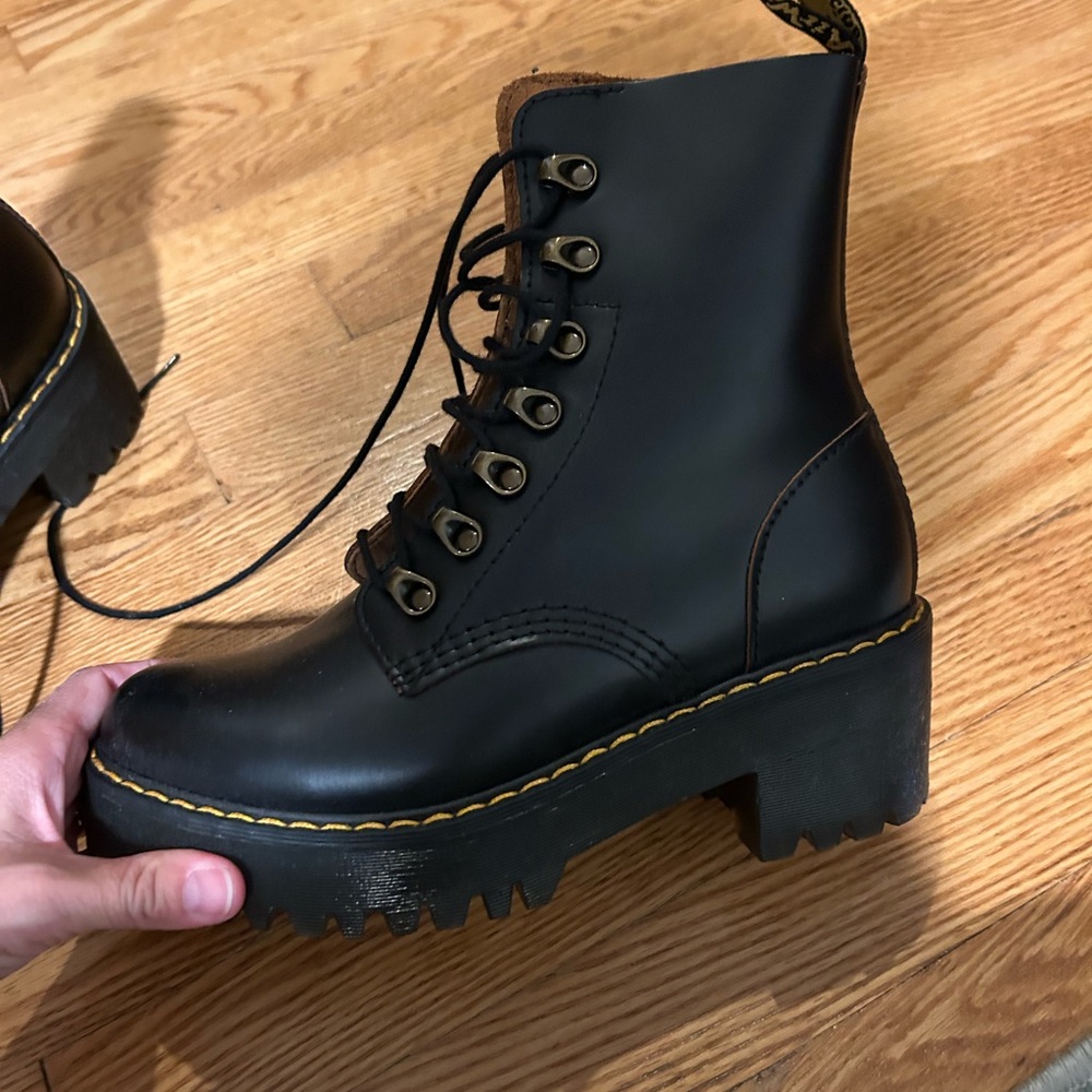 Dr Martens Leona Block Heel Combat Boot - Size 8 Women’s- Black - Never Worn